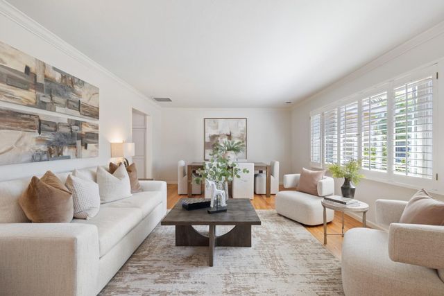 551 Hawthorne Court, Los Altos, CA 94024