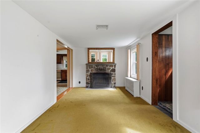 1639 South County Trail, East Greenwich, RI 02818