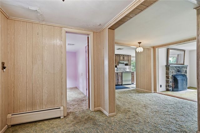 1639 South County Trail, East Greenwich, RI 02818