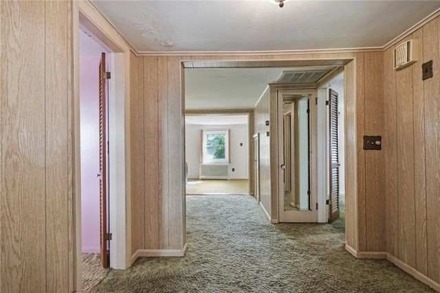 1639 South County Trail, East Greenwich, RI 02818