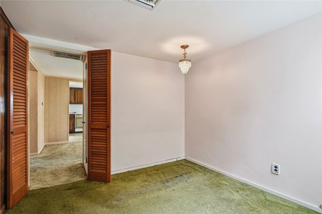 1639 South County Trail, East Greenwich, RI 02818