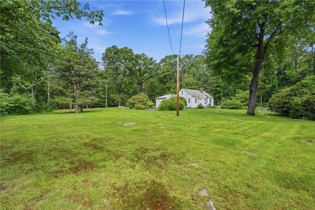 1639 South County Trail, East Greenwich, RI 02818