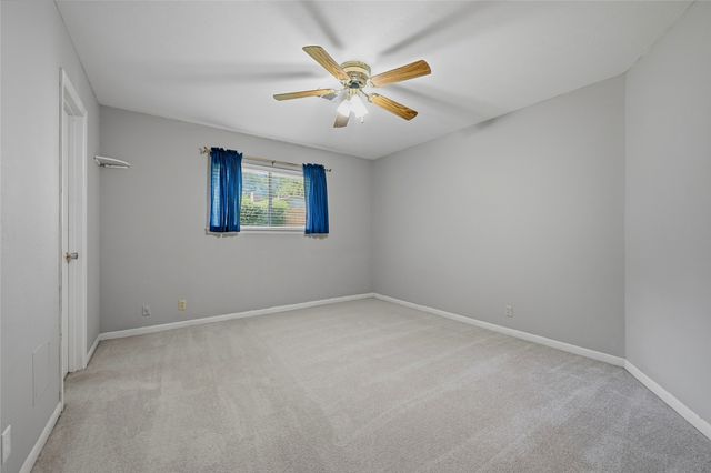 1712 Oakhill Drive, Sherman, TX 75092