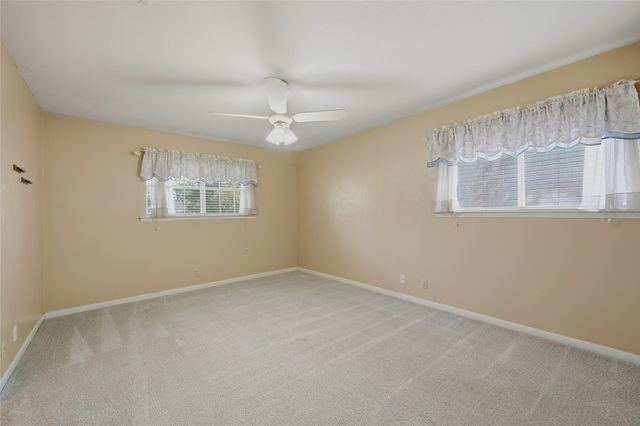 1712 Oakhill Drive, Sherman, TX 75092