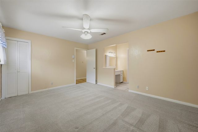 1712 Oakhill Drive, Sherman, TX 75092