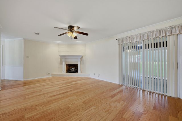 1712 Oakhill Drive, Sherman, TX 75092