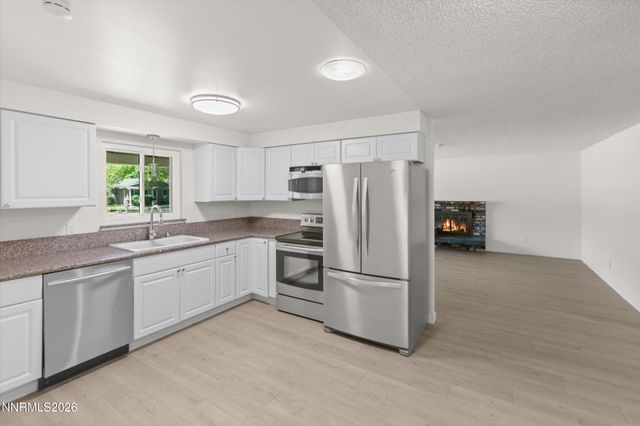 2513 Silver Sage Drive, Carson City, NV 89701