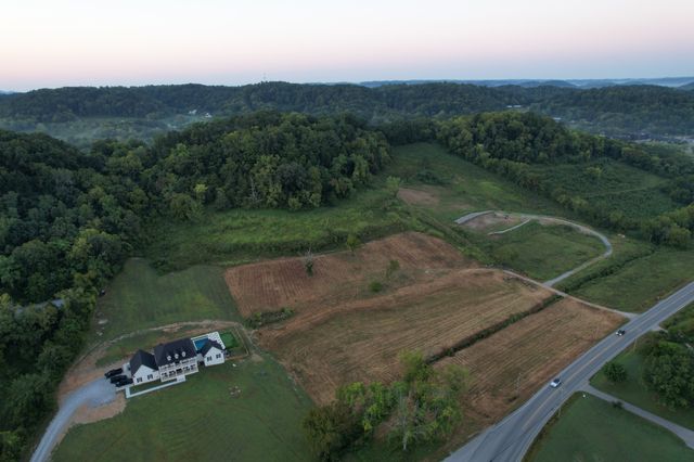 1952 Carters Creek Pike, Franklin, TN 37064