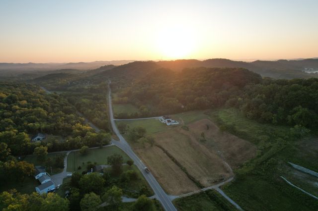 1952 Carters Creek Pike, Franklin, TN 37064