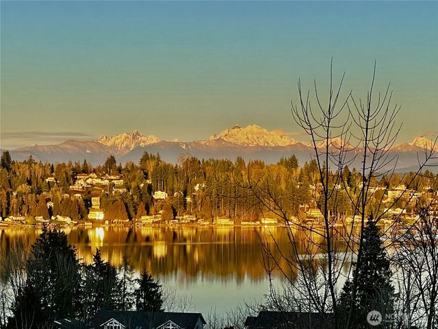 9349 11th Street NE, Lake Stevens, WA 98258