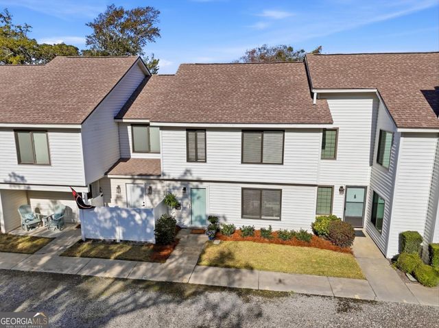 805 Mallery Street B, St. Simons, GA 31522