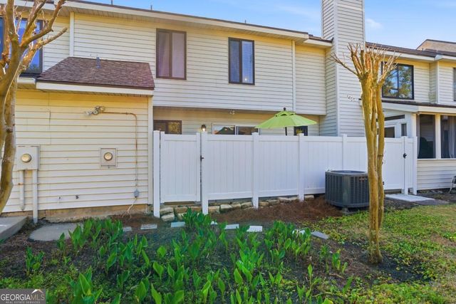 805 Mallery Street B, St. Simons, GA 31522