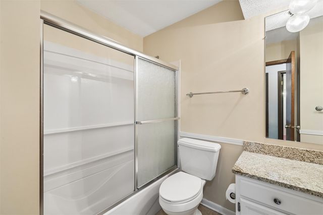 2904 Caulder Avenue, Des Moines, IA 50321