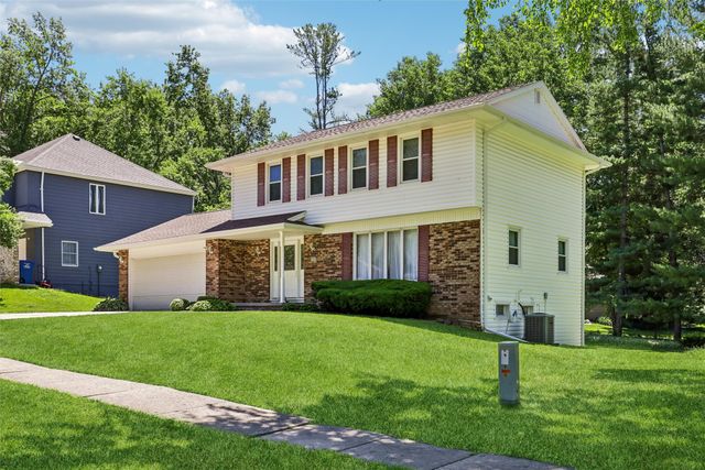 2904 Caulder Avenue, Des Moines, IA 50321