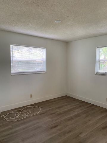 4241 NW 27th Street, Lauderhill, FL 33313