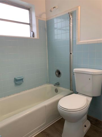 4241 NW 27th Street, Lauderhill, FL 33313