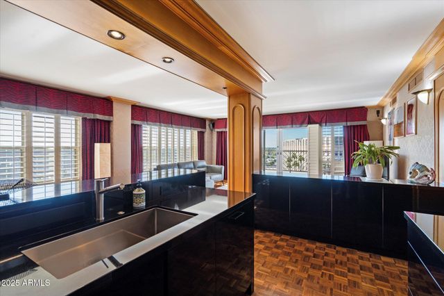2201 N CENTRAL Avenue 8-C, Phoenix, AZ 85004
