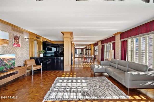 2201 N CENTRAL Avenue 8-C, Phoenix, AZ 85004