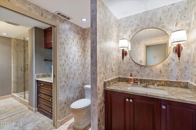 2201 N CENTRAL Avenue 8-C, Phoenix, AZ 85004