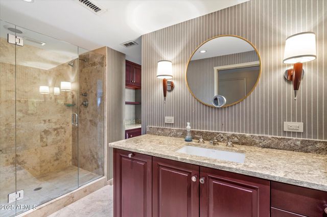 2201 N CENTRAL Avenue 8-C, Phoenix, AZ 85004