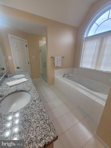 415 FAIRMONT DR, Chester Springs, PA 19425