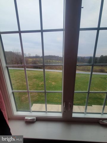 415 FAIRMONT DR, Chester Springs, PA 19425