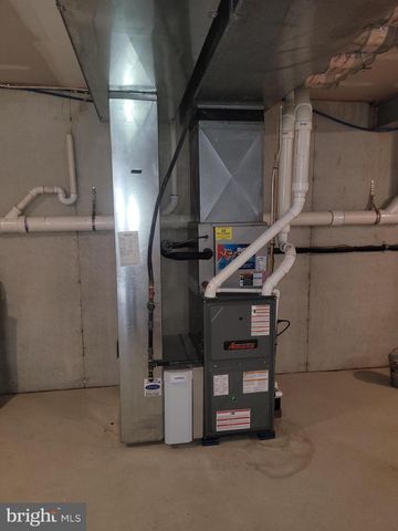 415 FAIRMONT DR, Chester Springs, PA 19425