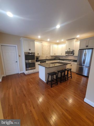 415 FAIRMONT DR, Chester Springs, PA 19425