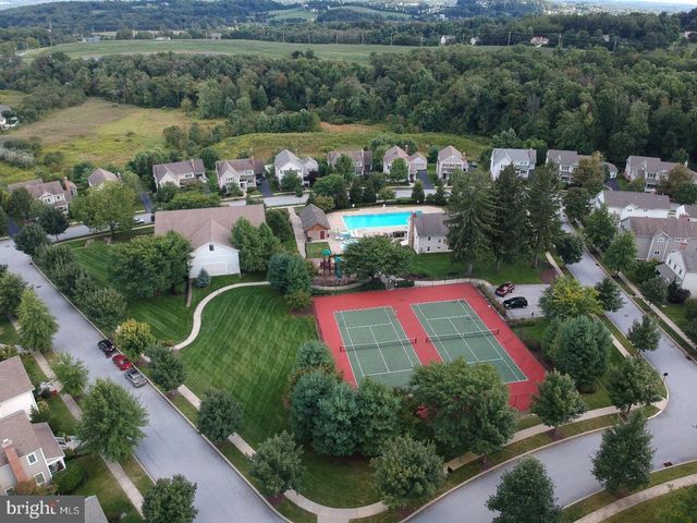 415 FAIRMONT DR, Chester Springs, PA 19425