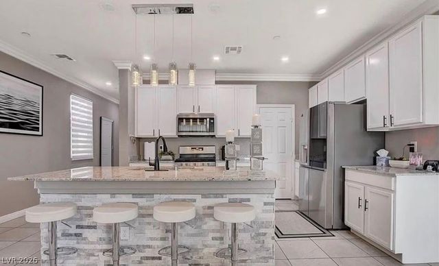 1637 East Harvest Pecan Court, Las Vegas, NV 89108