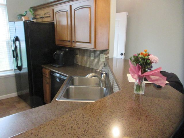 1076 Hampshire Place, Florence, KY 41042