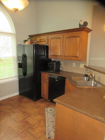 1076 Hampshire Place, Florence, KY 41042