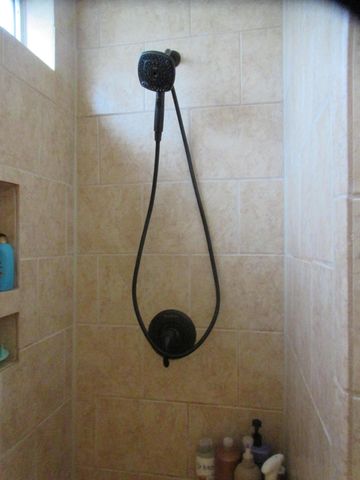 1076 Hampshire Place, Florence, KY 41042