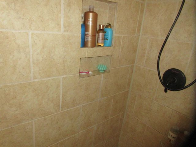 1076 Hampshire Place, Florence, KY 41042