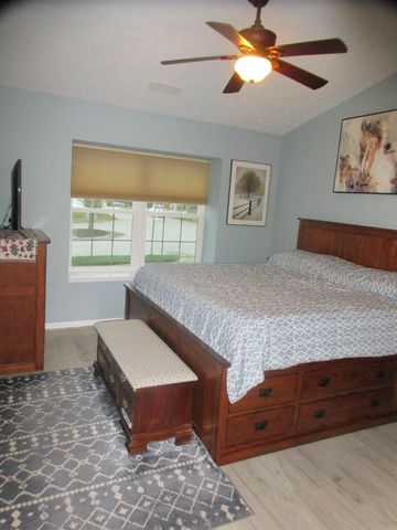 1076 Hampshire Place, Florence, KY 41042