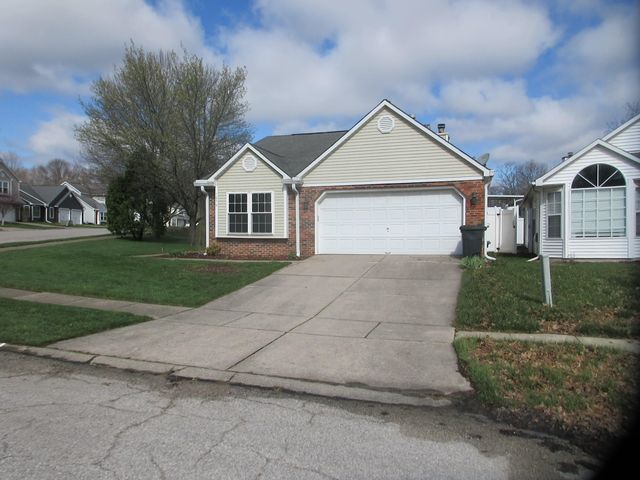 1076 Hampshire Place, Florence, KY 41042
