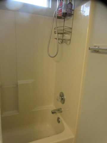 1076 Hampshire Place, Florence, KY 41042