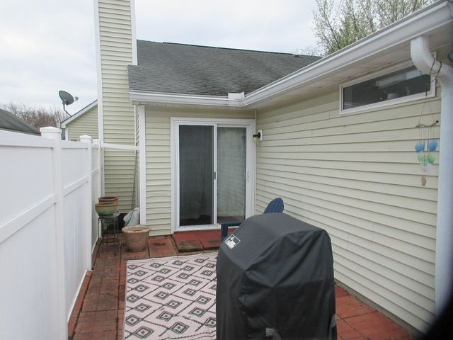 1076 Hampshire Place, Florence, KY 41042