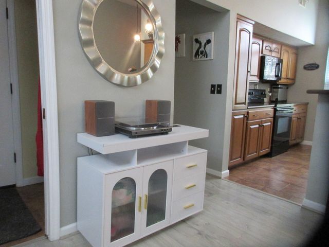 1076 Hampshire Place, Florence, KY 41042