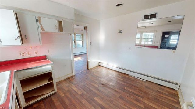 515 Pocahontas PL, Hampton, VA 23661