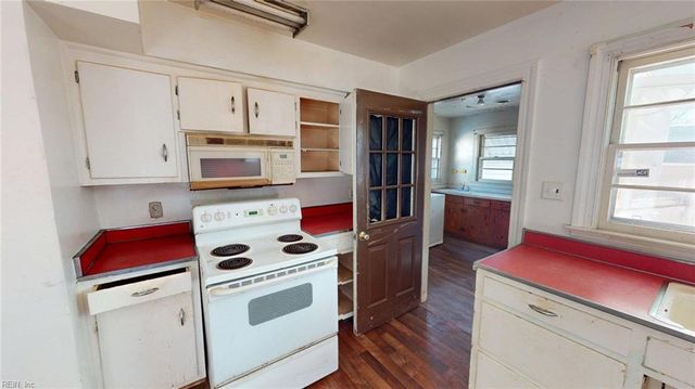 515 Pocahontas PL, Hampton, VA 23661