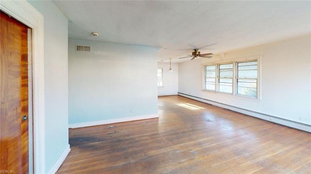 515 Pocahontas PL, Hampton, VA 23661