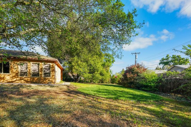 8856 Venikov Pl, Orangevale, CA 95662