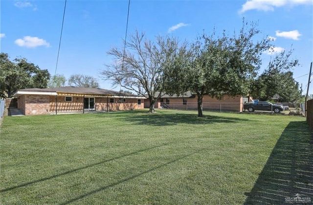 411 E Austin Avenue, Alamo, TX 78516