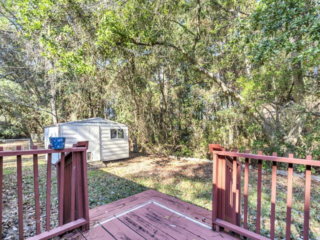 9028 Larker Woods Drive, Navarre, FL 32566