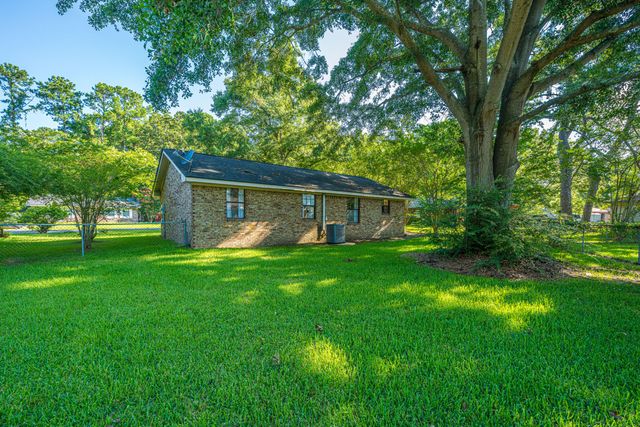 307 Umbria Drive, Summerville, SC 29486