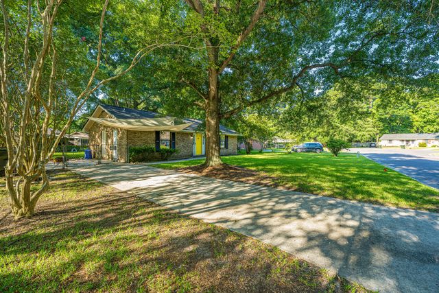 307 Umbria Drive, Summerville, SC 29486