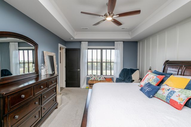 1644 SPRING MOUNTAIN DR, Columbia, MO 65201