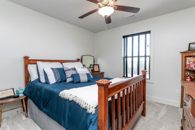 1644 SPRING MOUNTAIN DR, Columbia, MO 65201