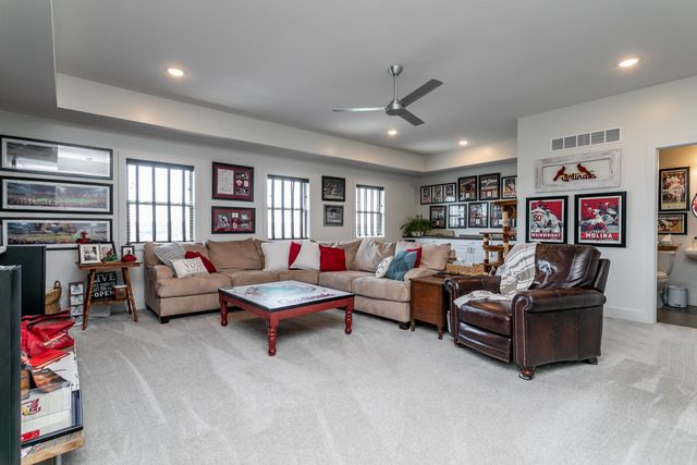 1644 SPRING MOUNTAIN DR, Columbia, MO 65201